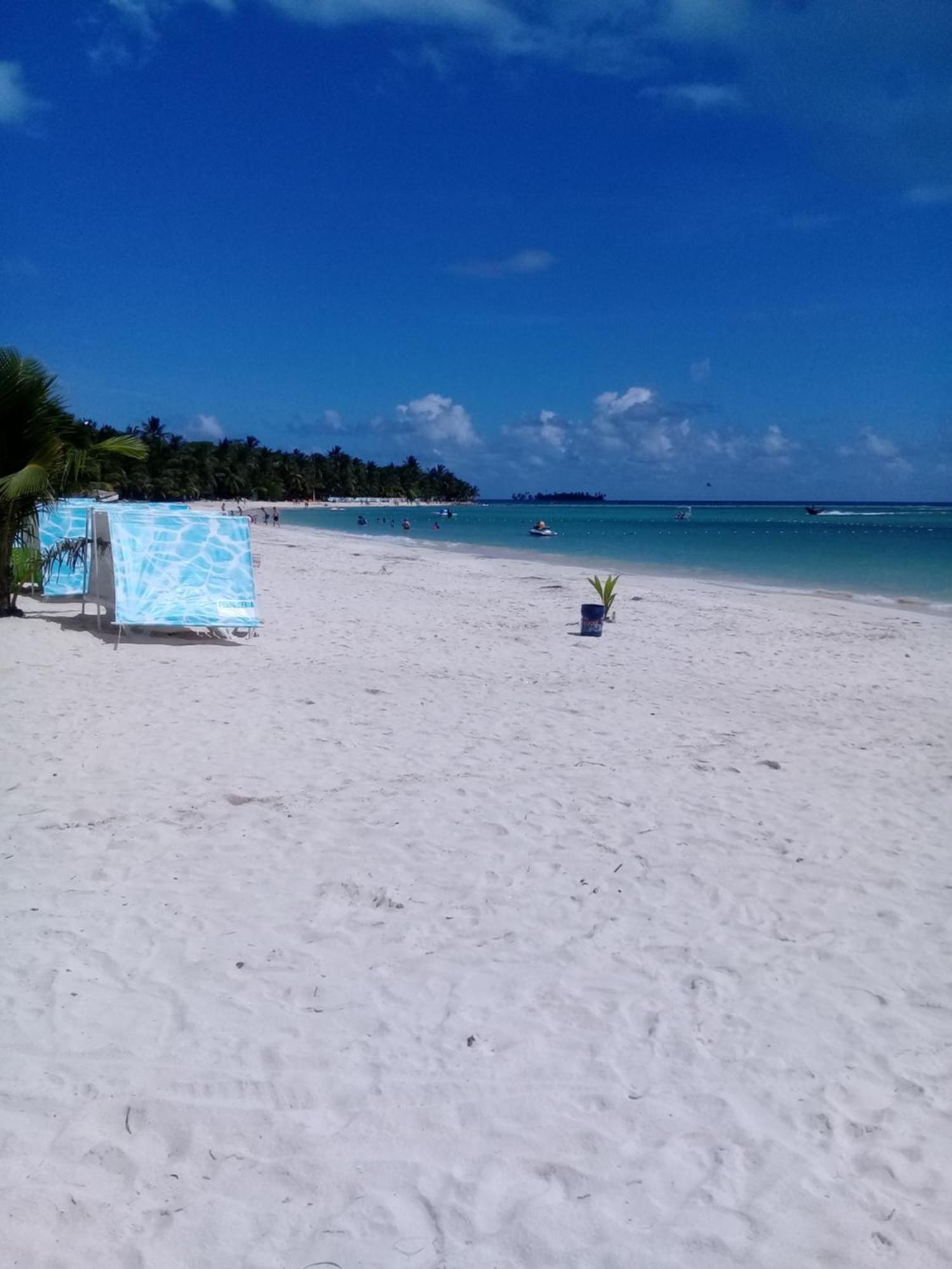 Victoria'S Gennie Bay Village Hostal San Andres  Exterior photo