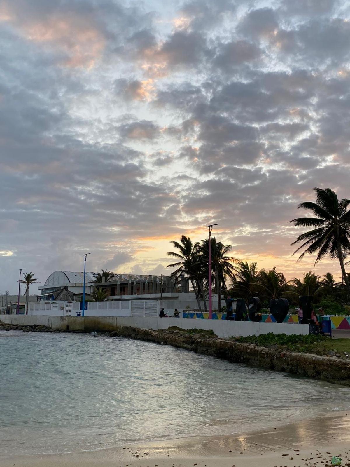 Victoria'S Gennie Bay Village Hostal San Andres  Exterior photo