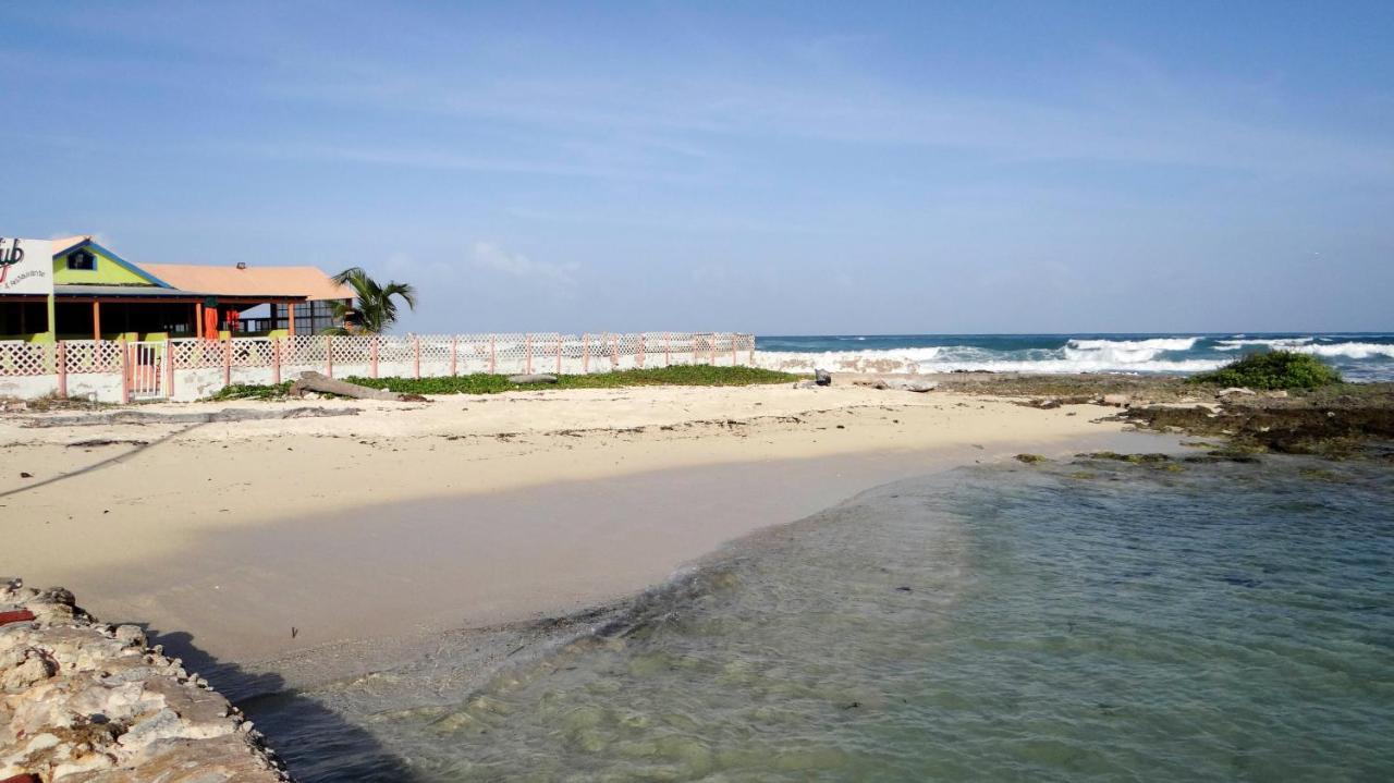 Victoria'S Gennie Bay Village Hostal San Andres  Exterior photo