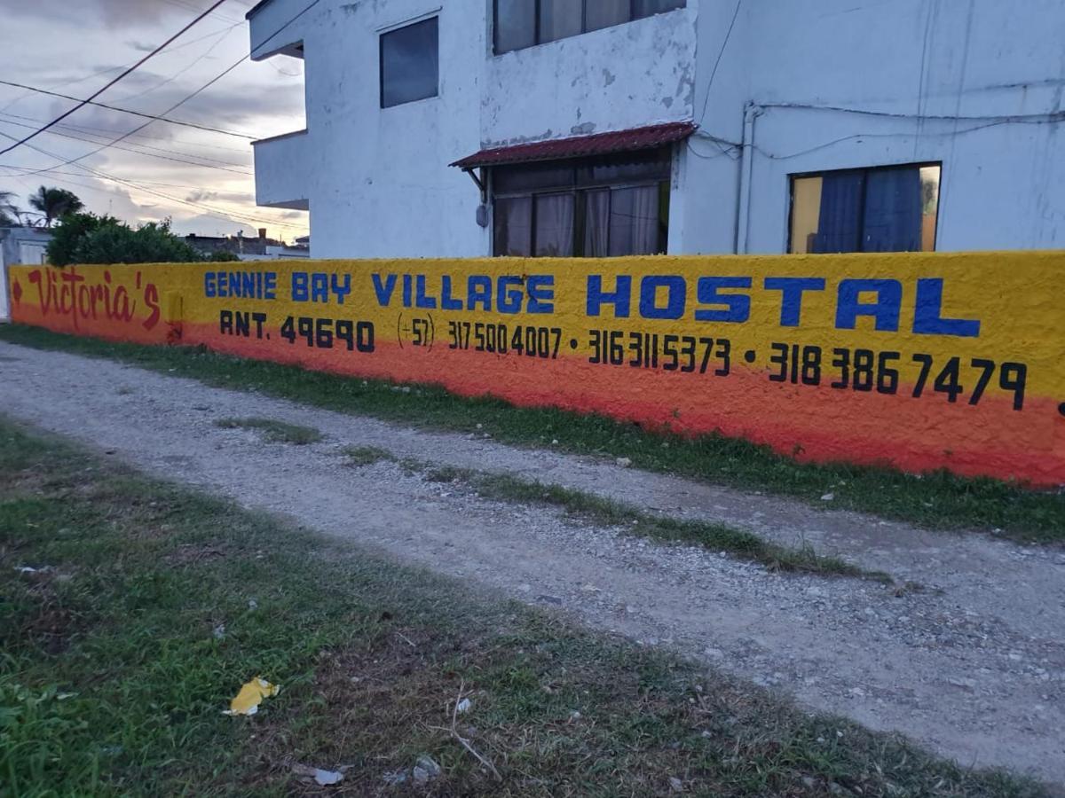 Victoria'S Gennie Bay Village Hostal San Andres  Exterior photo
